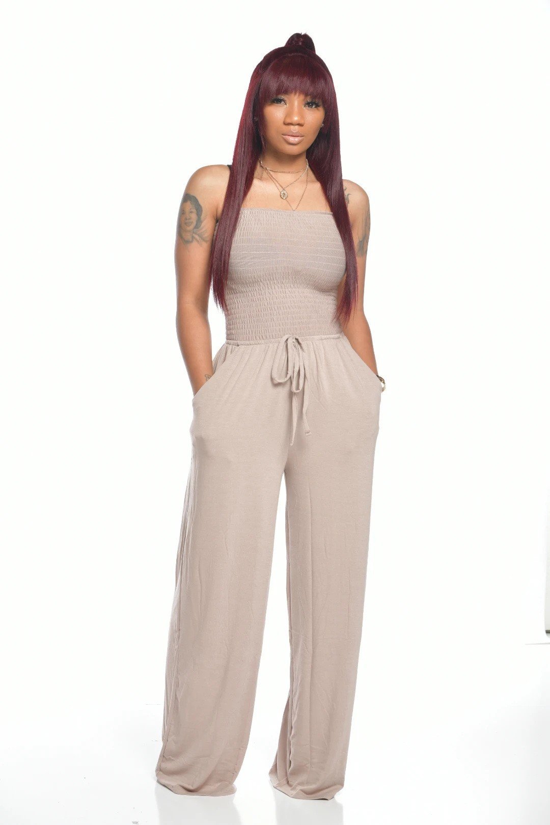 💟A legújabb pánt nélküli jumpsuit